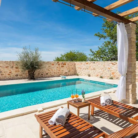 Villa Kalista